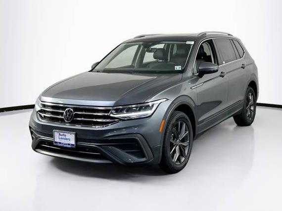 VOLKSWAGEN TIGUAN 4MOTION 2022 3VV2B7AX6NM125985 image